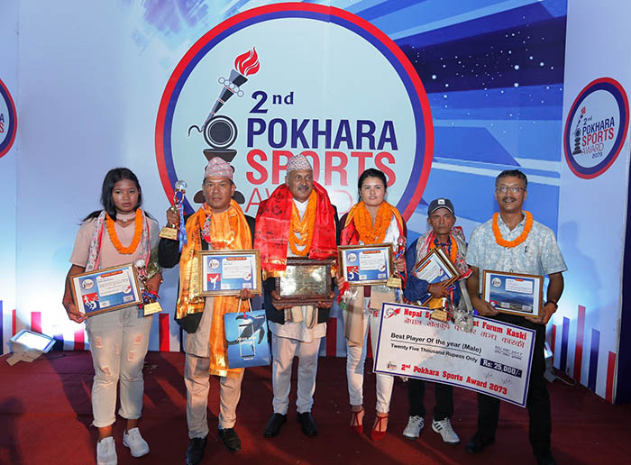Aruna and Kumar win best player in Kaski NSJF Award