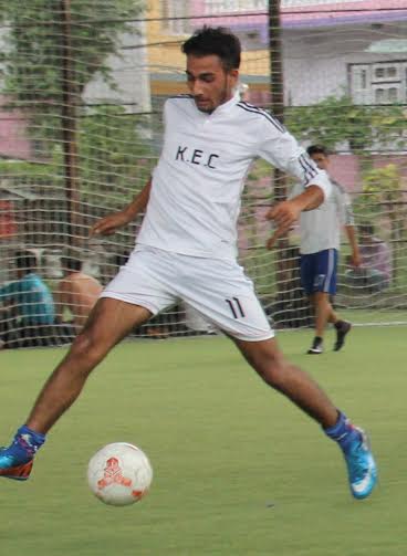 फटसलमा केइसीका खेलाडी ग्लोबल ‘डि’ विरुद्ध ।