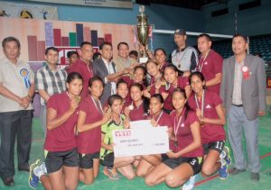 उपाधिका साथ एपिएफको भलिबल टोली । 