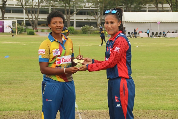 Captains exchanging souvenir 