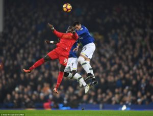 3b868e4300000578-0-image-a-6_1482178125844