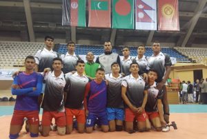 mens-volleyball-team