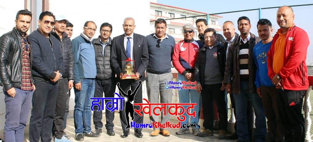 a-division-clubs-representatives-with-afc-head-of-club-licensing-mr-mahajan-vasudevan-nair