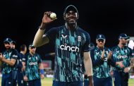 आर्चरको ६ विकेटसँगै इंग्ल्यान्ड विजयी